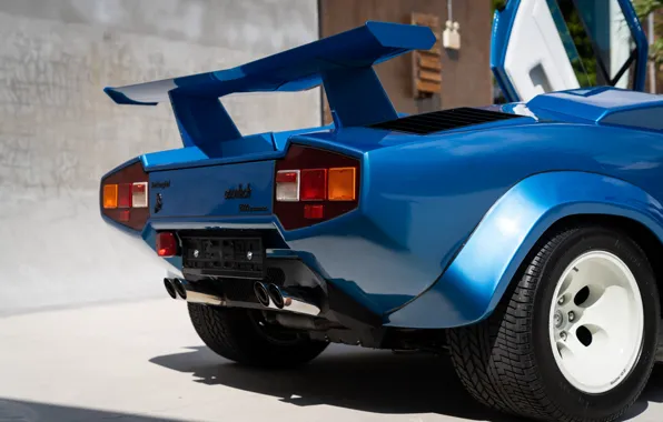 Lamborghini, Countach, Lamborghini Countach 5000QV, rear view