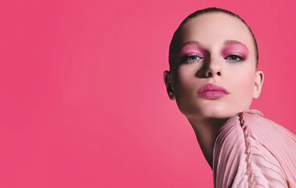 Модель, портрет, макияж, розовый фон, косметика, cosmetics, милая девушка, Makeup
