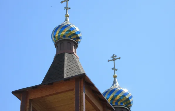Небо, церковь, купола, весна 2018, Meduzanol ©, деревянная церковь