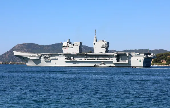 ВМС Италии, LHD Trieste, универсальный десантный корабль-вертолетоносец