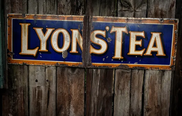 Text, street sign, Lyons' Tea