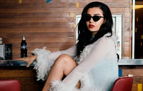 Картинка фотосессия, Charli XCX, Charlotte Emma Aitchison