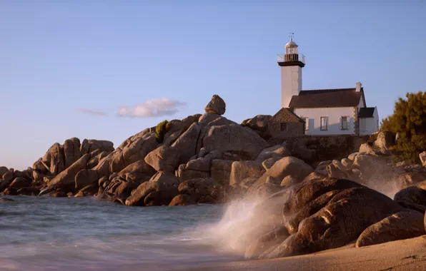 Море, небо, камни, берег, маяк, France, Brittany, солгнце