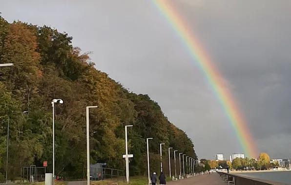 Niebo, tęcza, Mżawka