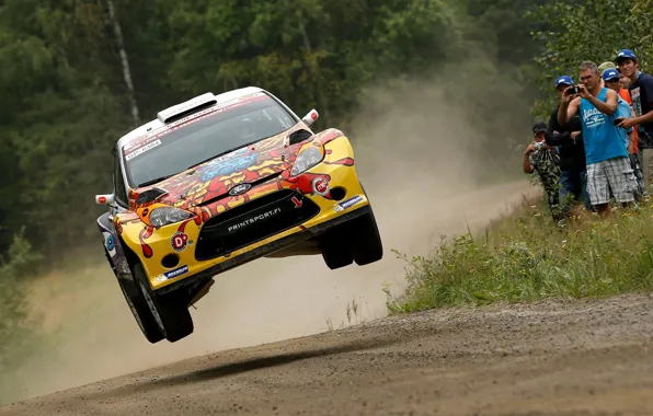 Деревья, прыжок, пыль, ford, гравий, rally, зрители, fiesta