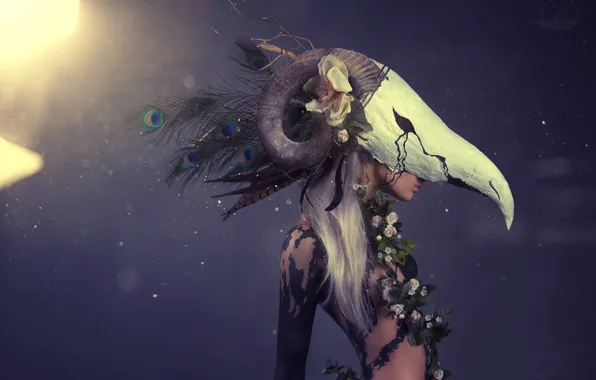 Картинка девушка, цветы, череп, перья, маска, рога, павлина
