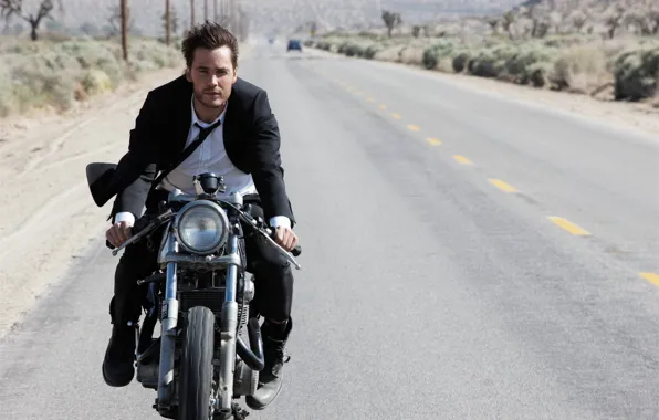 Дорога, мотоцикл, актер, мужчина, Тейлор Китч, Taylor Kitsch