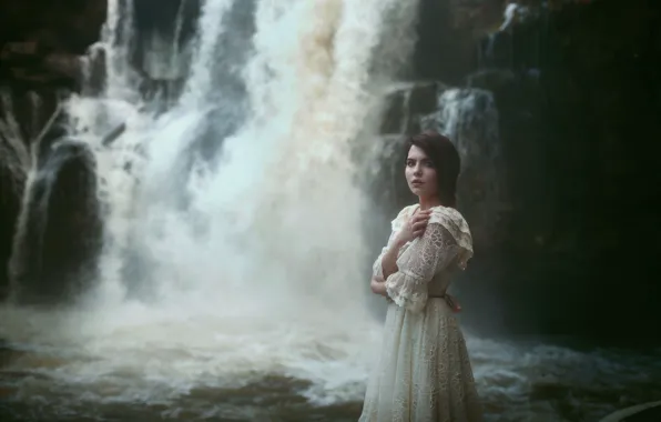 Девушка, водопад, платье, Aleah Michele