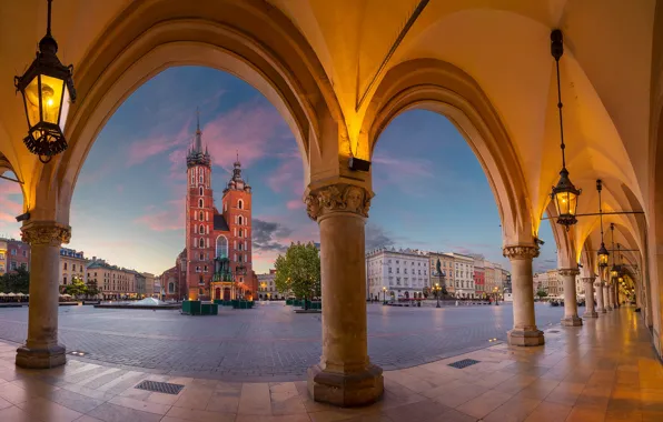 Картинка площадь, Польша, фонари, колонны, Poland, Краков, Главный Рынок, Krakow