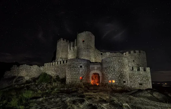 Castile and León, Mironcillo, Iluminacion, Castillo de Aunqueospese