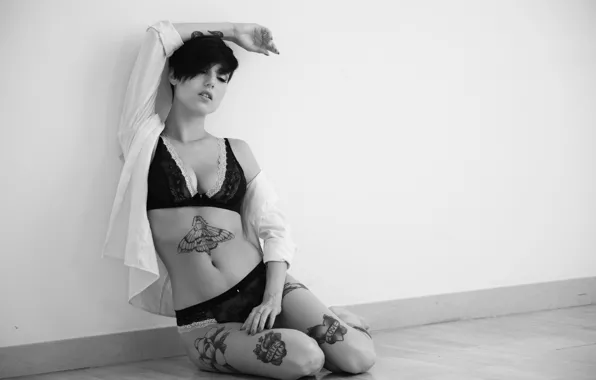 Девушка, Тату, Бельё, Чёрно - белое, Giorgia Soleri