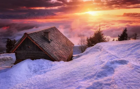 Картинка зима, солнце, облака, свет, снег, горы, домик