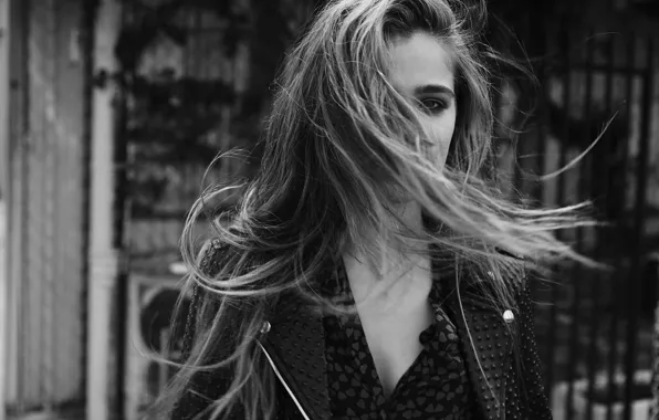 Волосы, актриса, Haley Lu Richardson