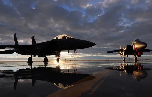 Картинка закат, самолет, истребитель, самолеты, взлетная полоса, McDonnell Douglas F-15 Eagle, Макдоннел-Дуглас F-15 «Игл»