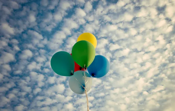 Картинка небо, облака, шарики, воздушные шары, фон, widescreen, обои, настроения