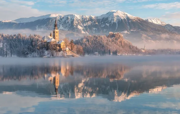 Картинка зима, горы, озеро, отражение, церковь, Словения, Lake Bled, Slovenia