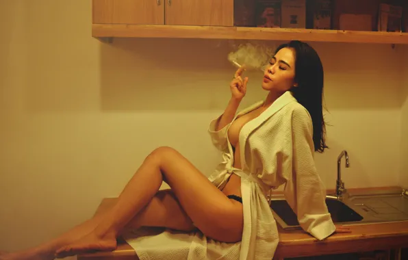Девушка, лицо, волосы, тело, фигура, кухня, ножки, халат