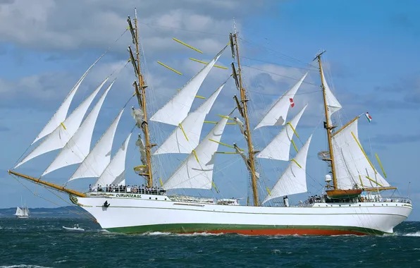 Парусник, ВМС Мексики, Cuauhtemos