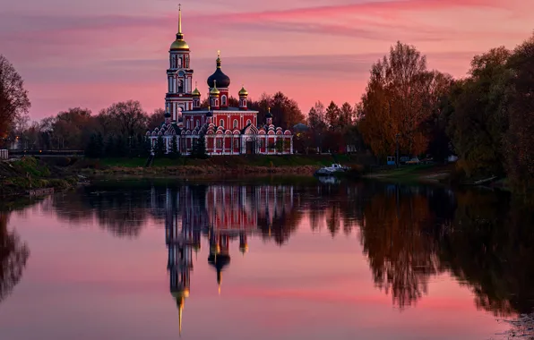 Закат, отражение, берег, церковь, собор, храм, Россия, водоем