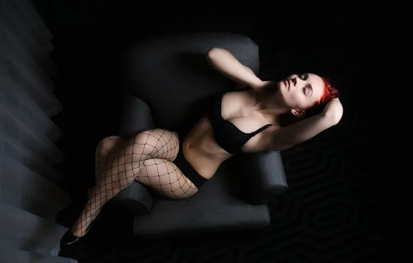Девушка, лицо, модель, волосы, белье, кресло, чулки, лежит