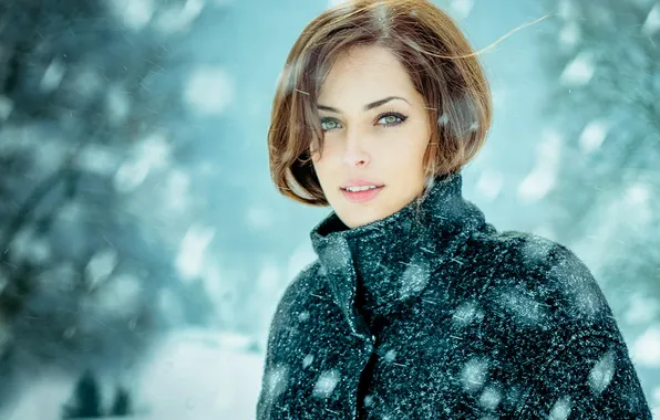 Картинка зима, девушка, улыбка, фото, модель, красивая, пальто