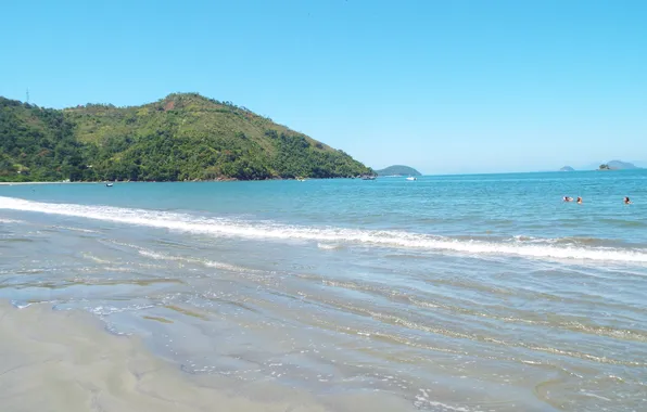 Brazil, Ubatuba, Estaleiro Beach 2