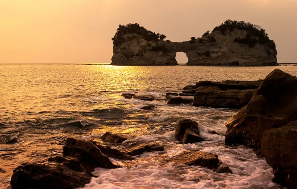 Картинка море, скала, камни, Япония, &ampquot;Кроличья нора&ampquot;, префектура Вакаяма