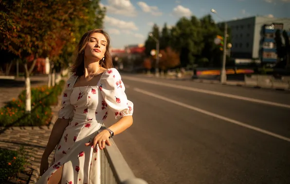 Девушка, милая, модель, Часы, Обои, Крестик, шатенка, красивая