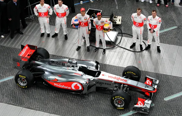 Формула 1, болид, formula 1, пилоты, команда Vodafone McLaren Mercedes
