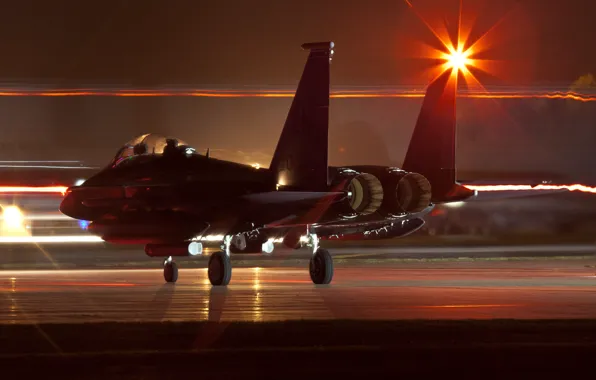 Картинка ночь, огни, самолёт, аэродром, F-15 Eagle, взлёт, F-15 «Игл», &ampquot;ночной охотник&ampquot;