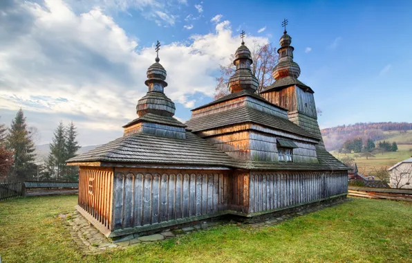 Осень, небо, трава, облака, деревья, поля, церковь, храм