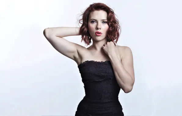 Картинка взгляд, девушка, поза, фигура, платье, актриса, Scarlett Johansson, рыжая