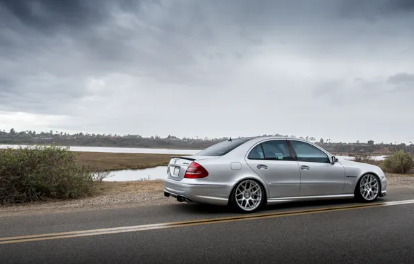 Картинка серебристый, silver, mercedes, мерседес, amg, e-class, e55