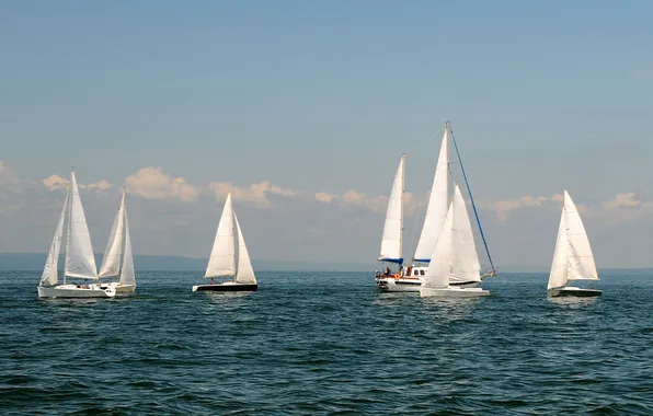Море, лето, небо, берег, парусники