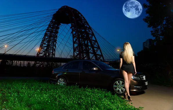 Машина, попа, ночь, мост, поза, луна, Девушка, платье