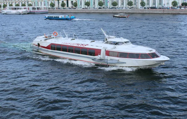 Восход, теплоход, на подводных крыльях