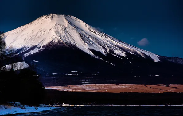 Картинка озеро, гора, вулкан, Япония, Фуджи