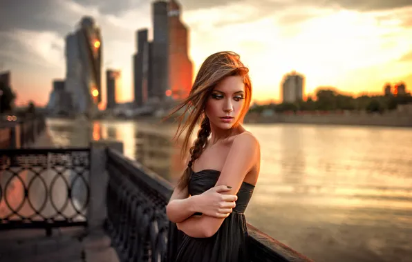 Картинка Girl, City, Beautiful, Model, Sun, Female, Beauty, Moscow