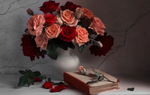Картинка розы, букет, книга, Ирина Бабенкова