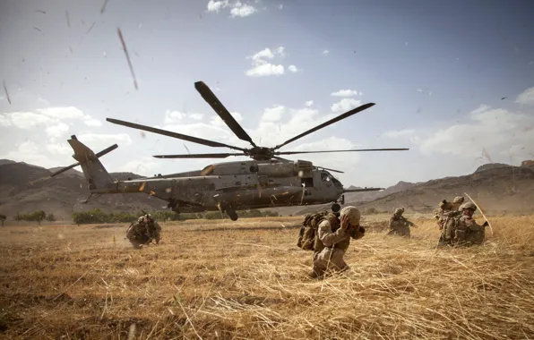 Картинка поле, горы, ветер, солдаты, Афганистан, Вертолёт