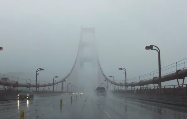 Картинка машины, мост, туман