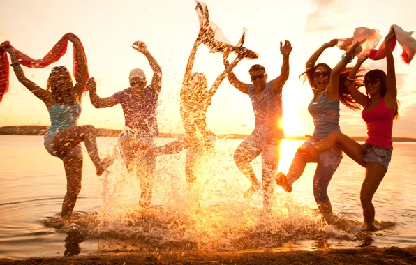 Пляж, настроение, вечеринка, танцы, веселье, молодежь