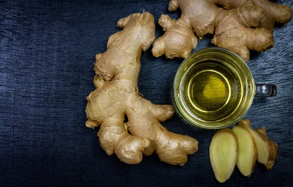 Стекло, зеленый, чай, кружка, чашка, синий фон, имбирь, корни имбиря