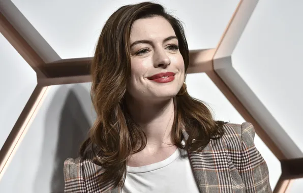 Взгляд, поза, улыбка, макияж, актриса, певица, hair, Anne Hathaway