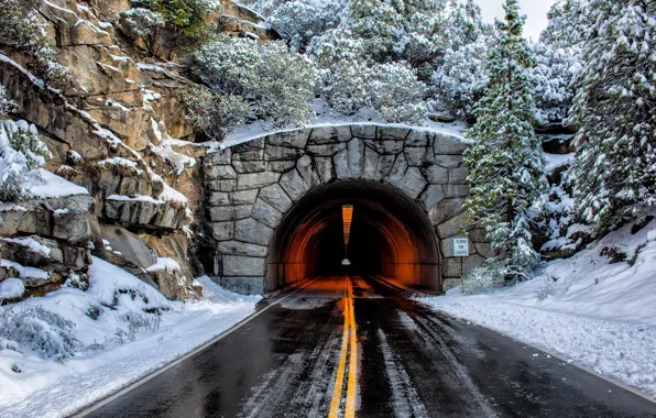 Картинка snow, tunnel, pavement, yellow lines