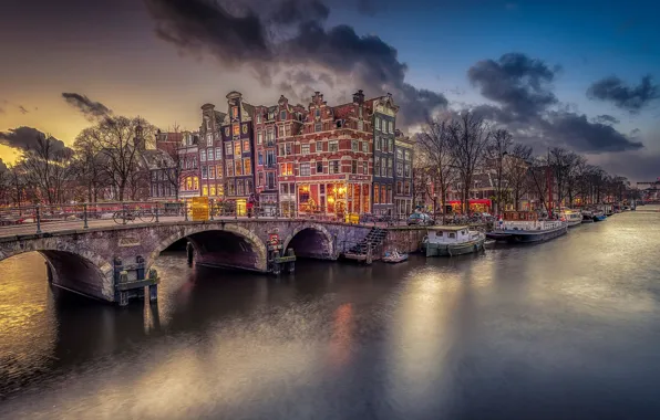 Картинка тучи, мост, канал, Amsterdam