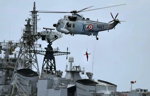 Учения, эсминец, ВМС Индии, INS Ranvijay