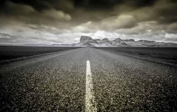 Дорога, горы, Исландия