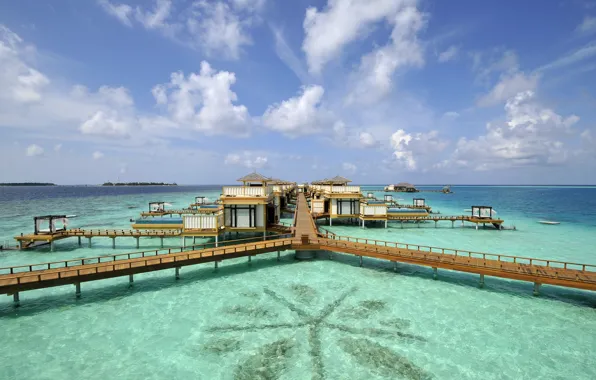 Sea, nature, hotel