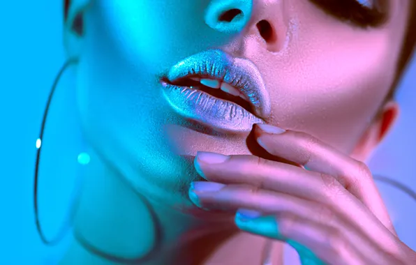 Lights, metal, lips, make up